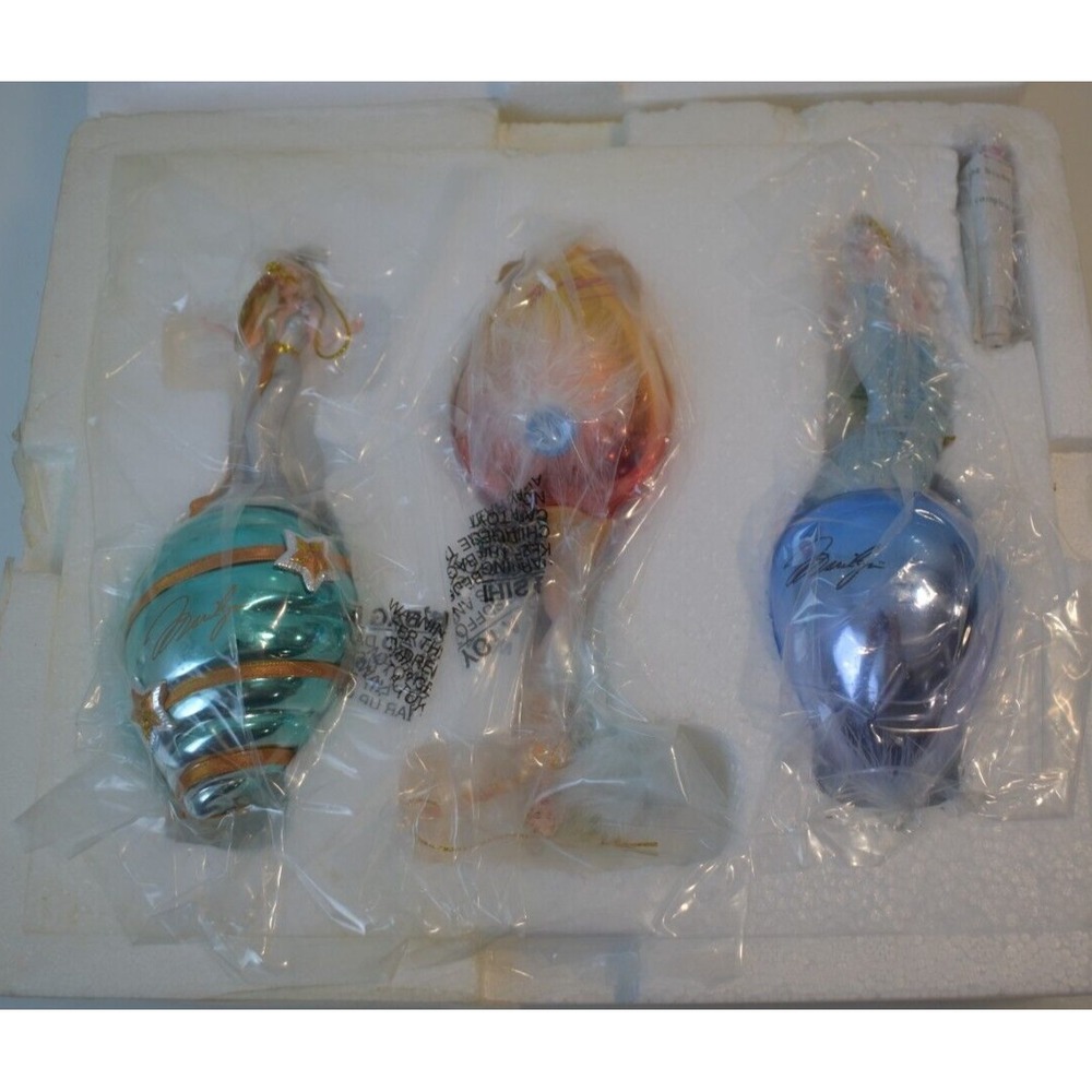 Ashton-Drake Marvelous Marilyn Monroe Christmas Ornaments Set 2 Glass Resin